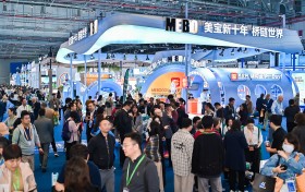 美宝进博会亮出 “再生产品矩阵” 200 余种产品彰显健康生态战略